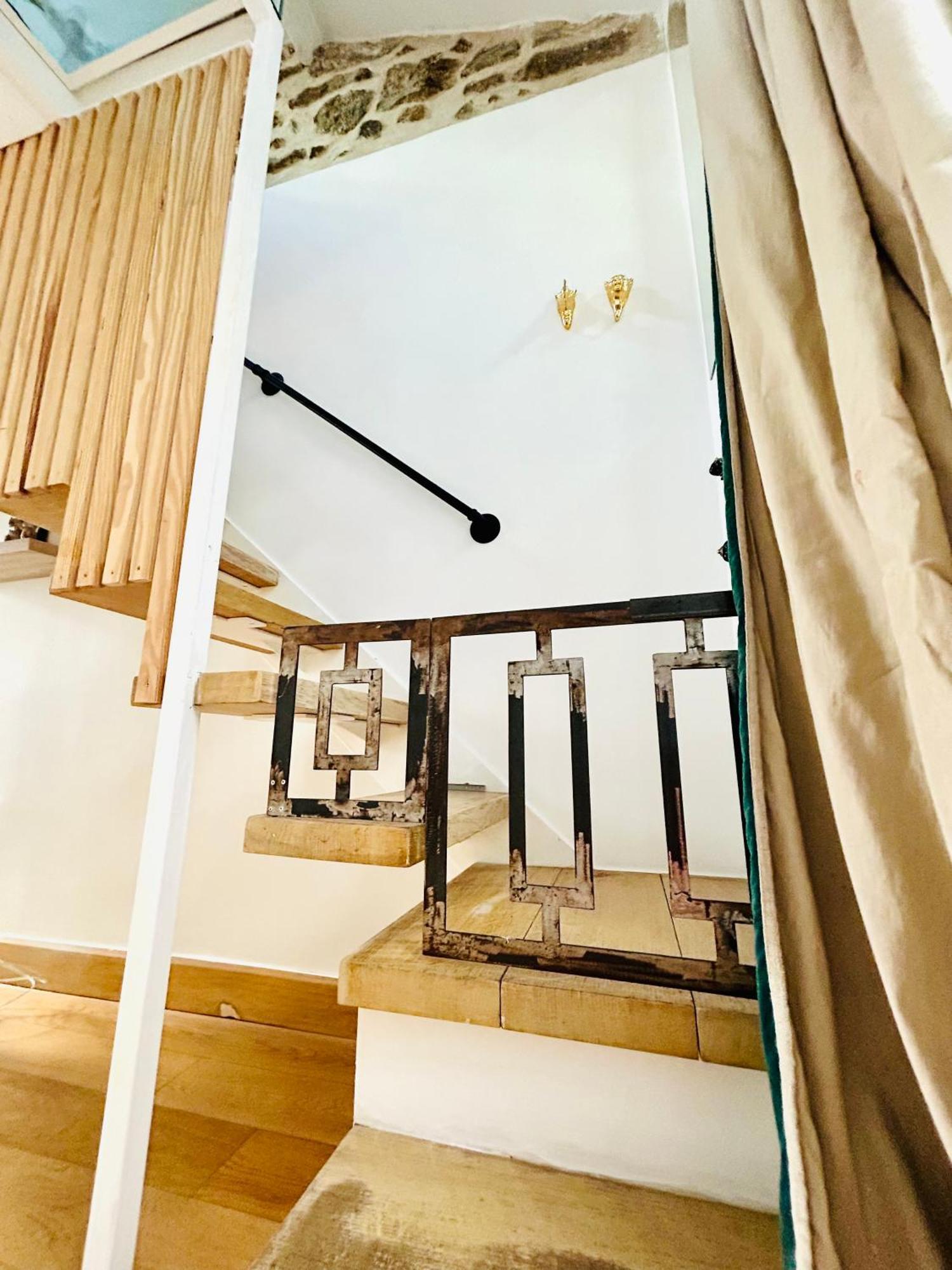 Splendid Atypical Loft St Germain Parigi