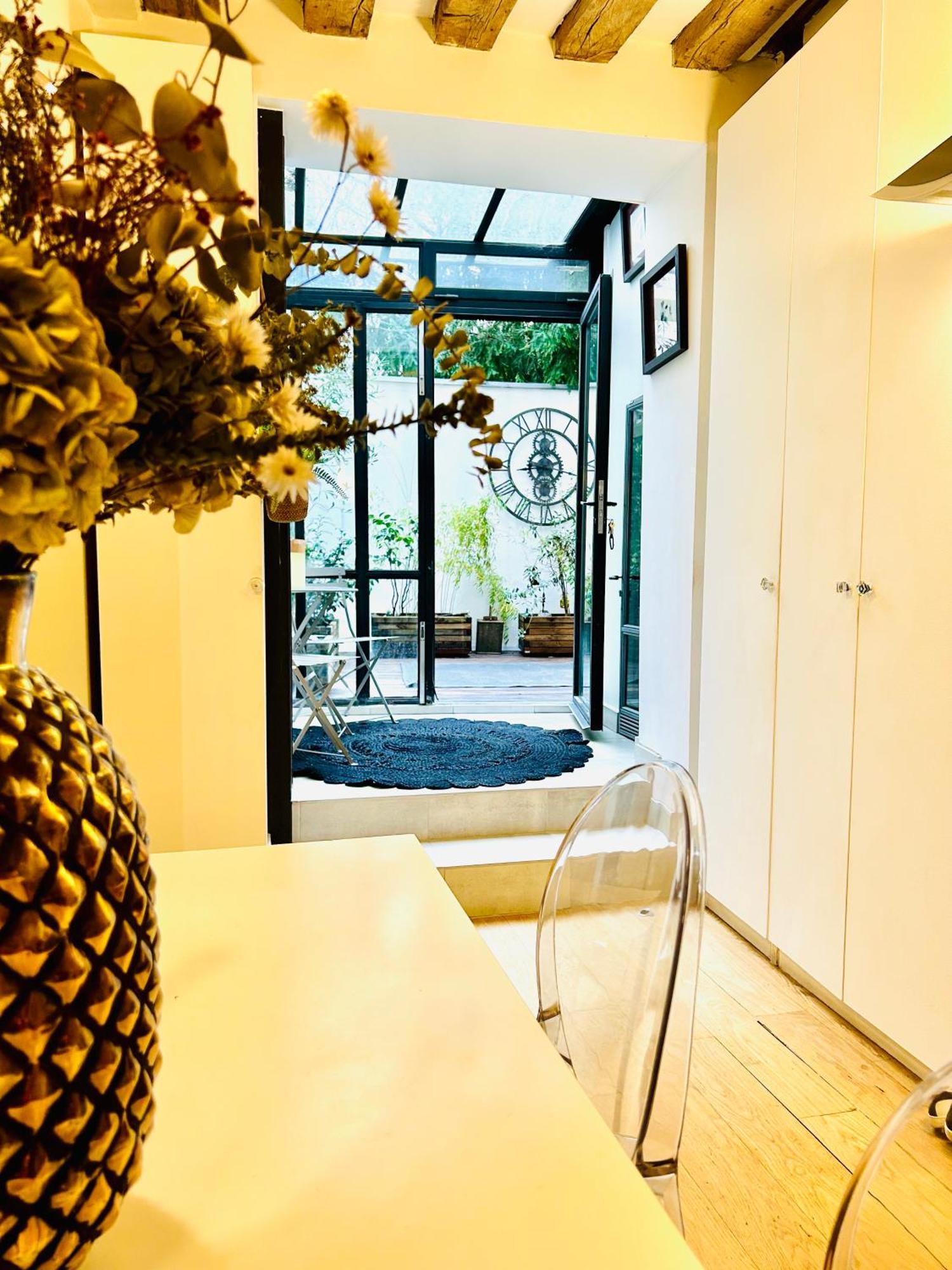 Splendid Atypical Loft St Germain Apartment *